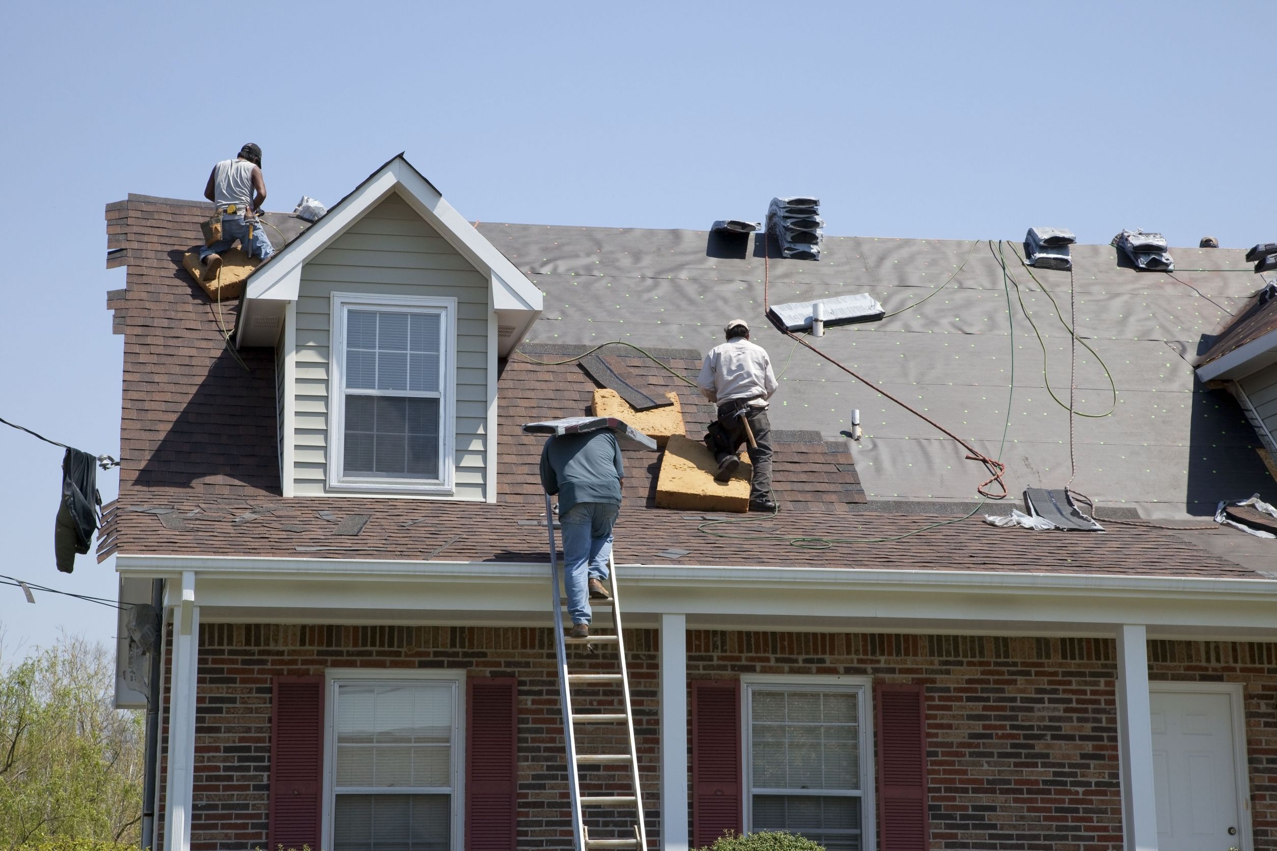 Doing Maintenance To Residential Roofing in Granbury TX